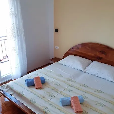 Apartment Toni *