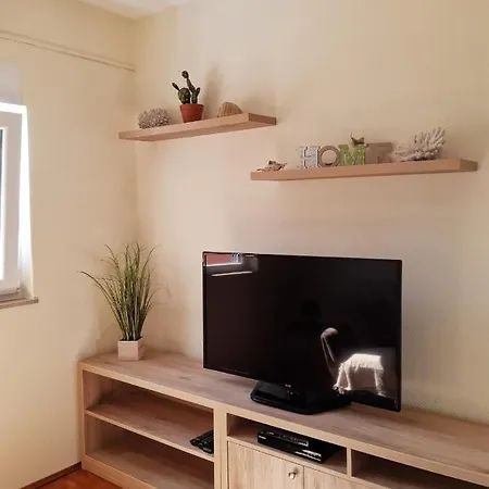Apartment Toni