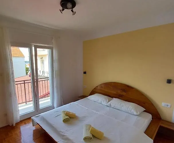 Toni * ヴォディツェ